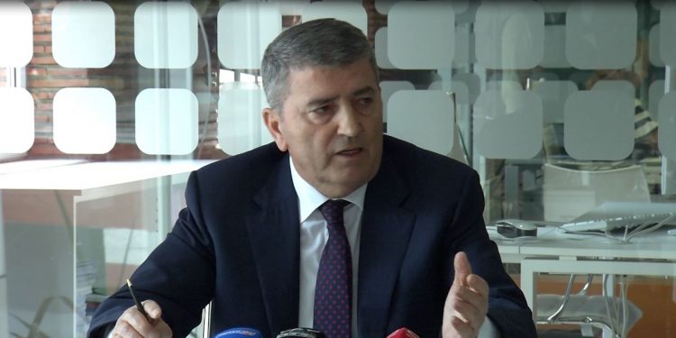 Skandali me procesin e Birra Tirana: Gjyqtarja e Bregasit bëhet edhe prokurore kundra punëtorëve