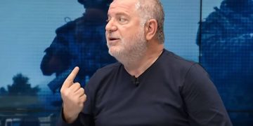 Publikimi i pagave, Baton Haxhiu: E pahijshme t’i ekspozosh rrogën dikujt që punon 15 orë/ditë
