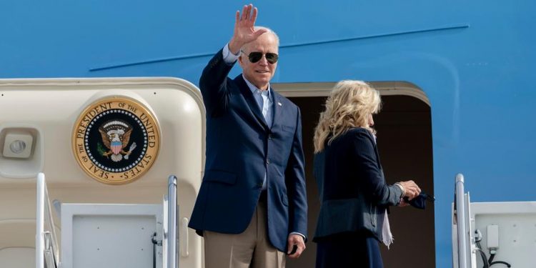 SHBA nuk shihet më si model i demokracisë