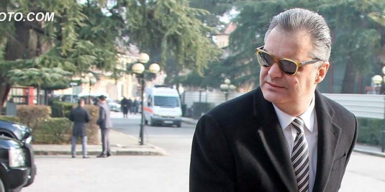 Arsyet pse Ben Blushi dha dorëheqjen nga drejtimi i Top Channel nuk dihen!