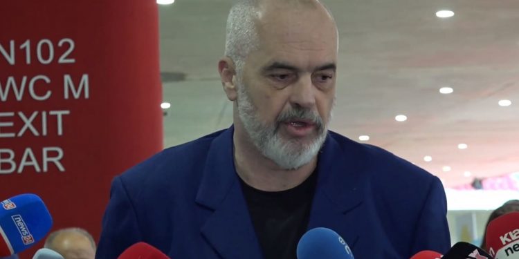 Rama debat me gazetarin: Kjo është injorancë dhe skandaloze, ik vaksinohu dhe mos ngatërroni dynjanë