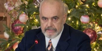 Rama: Lajmi për makinën e Veliajt, një gënjeshtër fund e krye