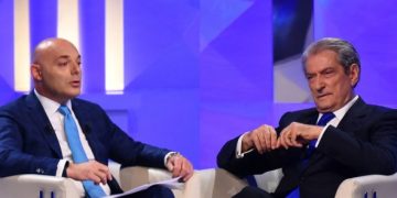 Blendi Faqeziu sulmon Bashën: Ai është i çmendur zoti Berisha, që i’u akuzon ju për vrasjet e 21 janarit!