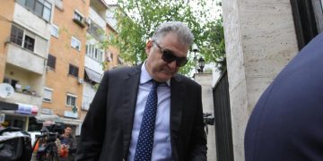 Endërrat për 2022 nga Foltorja! Radha e Çimit të Rustem Gjatës: “Ramën e presin protesta të llahtarshme, nëse Basha nuk lë zyrën, do ta nxjerrim zvarrë”!