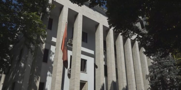 Shqipëria me 1 gjykatë apeli dhe 12 gjykata rrethesh! Qeveria pranon propozimin e KLGJ: Ja institucionet që pritet të shkrihen