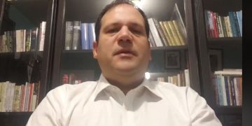 Grid Rroji paralajmëron Berishën: Kur i shpall luftë SHBA-së duhet të matesh mirë, ata nuk harrojnë kollaj, Saliu e di se nuk shpëton edhe po largoi Bashën