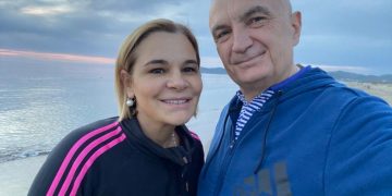 Monika Kryemadhi paralajmëron rikthimin e Ilir Metës në krye të LSI-së