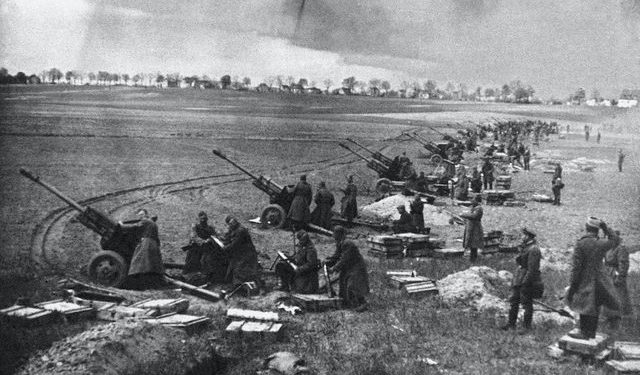 Gjermanisë i vihet besueshmëria në dyshim Pse refuzoi të furnizonte Ukrainën me armë?!