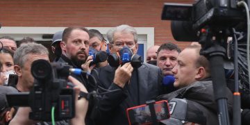 Gazetarët nga Kosova “masakrojnë” Berishën: I kujtojnë vrasjet e “21 Janarit”, “Gërdecit” dhe si mbështeti terroristët e Al Qaeda-s