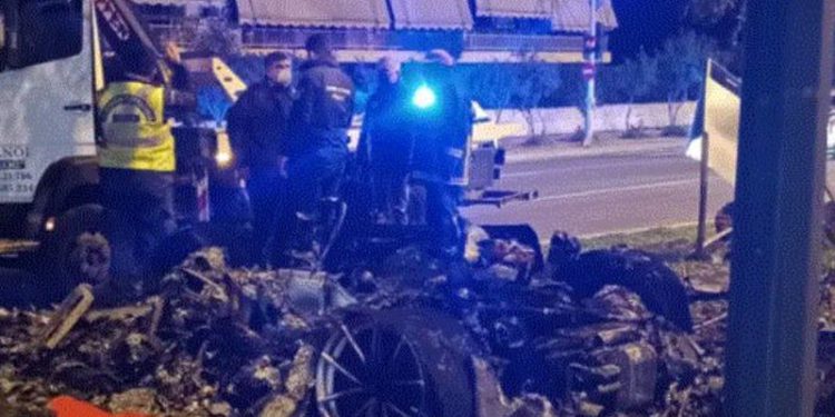 Aksident tragjik/ “Ferrari” shpërthen në flakë, humb jetën vëllai i deputetes