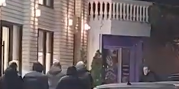 Skenari i radhës i Armand Dukës: Paguan polici private për të ruajtur vilën, pas vendosjes së tritolit nga personi i lidhur me familjen e tij