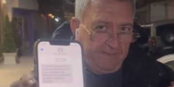 “O ku*v jep dorëherqjen ose 60 plumba…”! Armand Duka nxjerr SMS-në kërcënuese dhe tregon me emër kush ia ka dërguar: Autori bredh me…
