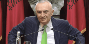 Meta nën tronditje psiqike si Saliu 2: Flet përçartë duke kërcënuar Ramën dhe Bashën: Koalicionit ‘Bravo-Brava’ do i lexoj poezinë ‘Ina-Ina’”!