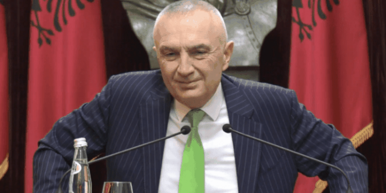 Meta nën tronditje psiqike si Saliu 2: Flet përçartë duke kërcënuar Ramën dhe Bashën: Koalicionit ‘Bravo-Brava’ do i lexoj poezinë ‘Ina-Ina’”!