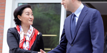 E vërteta e “afrimitetit” me SHBA e Luli Bashës pas takimit me Yuri Kim një ëndërr e antiramistëve