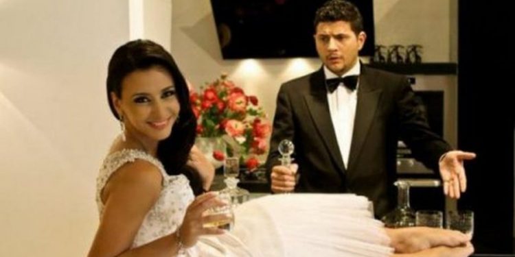 Ermal Mamaqi kujton kohën kur i propozoi Amit: Je femra më e bukur shqiptare! E di që ke kërkesa nga burra të pasur , por edhe ne…