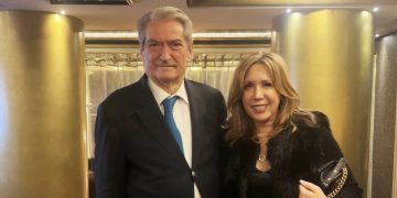 Në 2005 gjatë fjalës së Erdogan, Berisha në opozitë iku nga parlamenti për t’i dhënë sinjal Athinës!