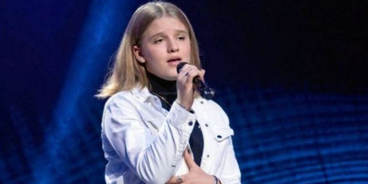 16-vjeçarja shqiptare mahnit jurinë, ‘ndez’ skenën e “The Voice of Finland”