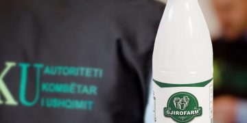 Mëkatet kriminale të “Gjirofarma”, mashtrimi me produktet dhe lidhjet e saj me pushtetin