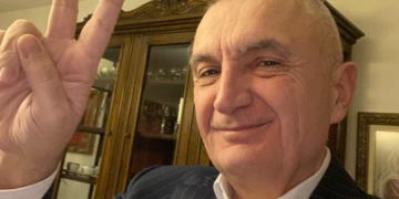 Ina-Ina, Ilir, po kështu na the edhe para 25 prillit!