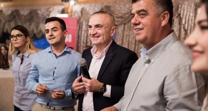 Ish-ministri Lefter Koka shfaq probleme kardiake, transferohet në spitalin e burgut