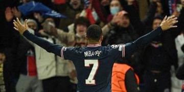 Buzëqesh PSG/ Mbappe realizon ndaj Real Madrid, thyen “armatën” madrilene në frymën e fundit me një gol fantastik (VIDEO)