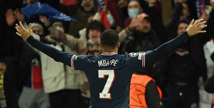 Buzëqesh PSG/ Mbappe realizon ndaj Real Madrid, thyen “armatën” madrilene në frymën e fundit me një gol fantastik (VIDEO)