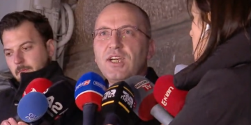 Kllouni i fundit i kullës së barit Presidencë Bledar Dervishaj flet broçkulla:  Nuk do të ketë shkarkim sepse nuk ka çështje për shkarkim!