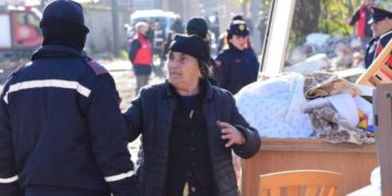 Nënë Liza përballet me Bashkinë: Mazniku i jep lajmin e mirë