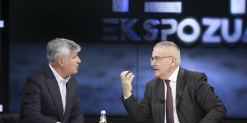 A ka shans që ish-ministri të lirohet? Maks Haxhia tregon goditjen e fortë që ka marrë Saimir Tahiri: I është hequr mundësia të…