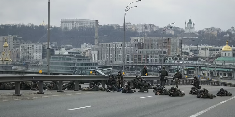 Intelegjenca amerikane e shqetësuar: Ja brenda sa ditësh Kievi mund të pushtohet nga rusët