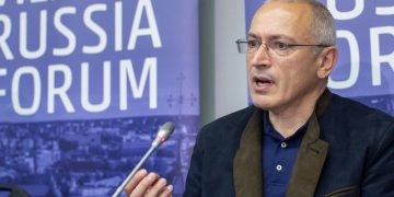 Ish-oligarku rus, Mikhail Khodorkovsky jep alarmin për Evropën: Ja qëllimet e carit Putin