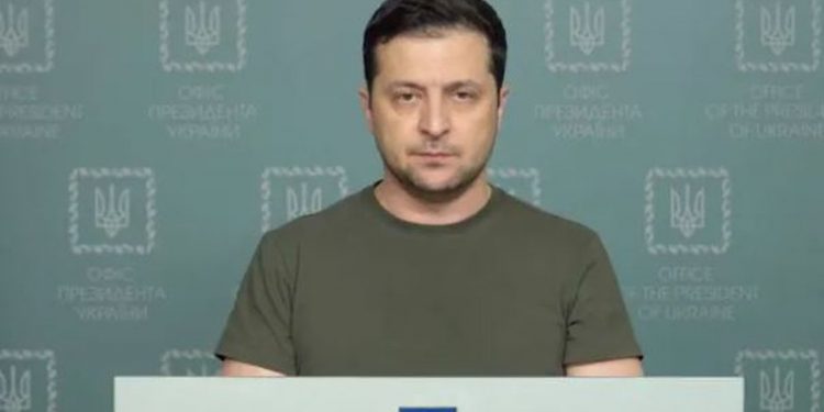 “Nata e kaluar në Ukrainë ishte brutale”, Presidenti Zelensky ngre alarmin dhe zbulon vendimin që kanë marrë: Ne do të luftojmë për aq kohë sa…