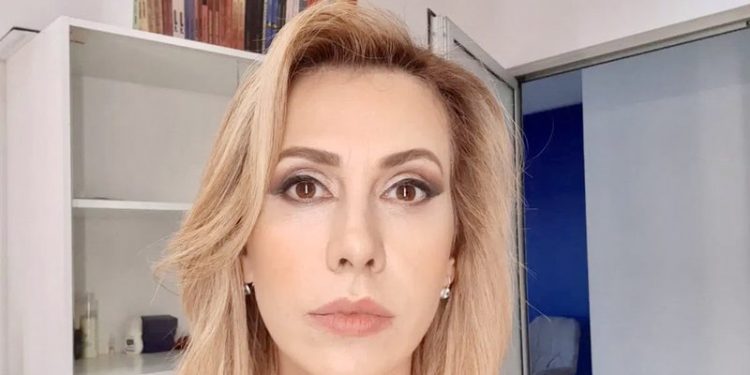 Moderatorja e njohur shqiptare nuk kursehet: Në Shqipëri nuk ka VIP-a, VIP është ai që…