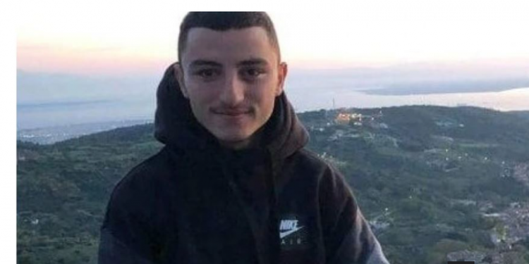Akuzohet për vrasjen e 19-vjeçarit në Greqi, i riu kthehet në Shqipëri