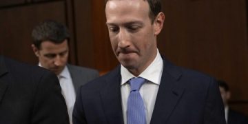 Apple i heq Facebook-ut nga duart 10 miliardë dollarë me një ndryshim të vogël