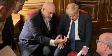 Edi Rama takim kokë më kokë me homologun e tij Boris Johnson