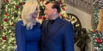 Lajmi që po zien në mediat italiane: Silvio Berlusconi… baba në moshën 86-vjeçare?!