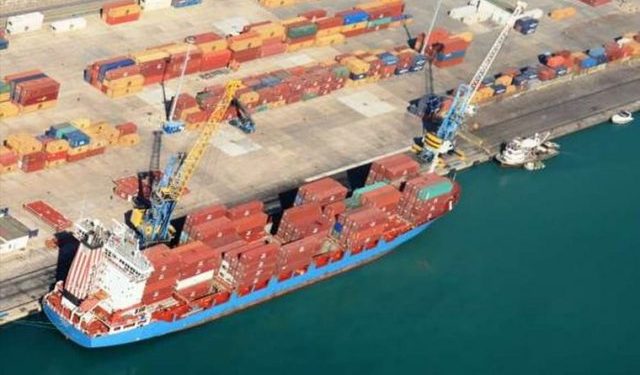 Mbërrin në portin e Durrësit anija e ‘fundit’ nga Rusia, ja çfarë solli