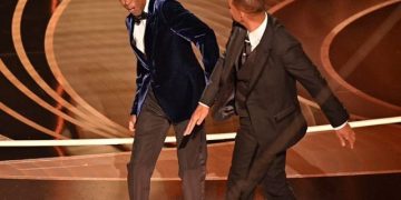 Çfarë pashë në sallën e shuplakës që u dëgjua përreth botës