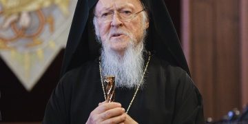 Putin fut në listë për të ekzekutuar patriarkun e Kostandinopojës, ndau kishën ukrainase nga kisha ruse