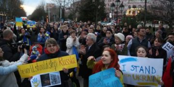 Protesta dhe psikologjia e kundërt, të bëhesh me Putin-in pa e ditur
