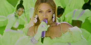 Hapja madhështore e “Oscars 2022”: Beyonce me vajzën e saj i vënë flakën skenës