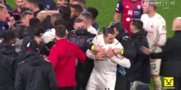 Racizm dhe sherr mes lojtarëve pas ndeshjes së Milanit: Ibrën detyrohen ta mbajnë nga krahët