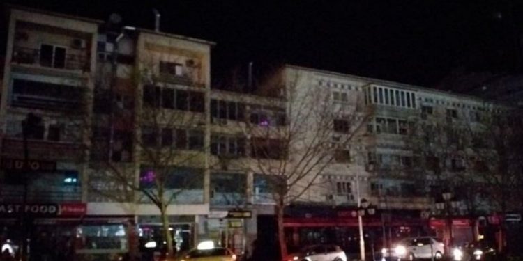 Njoftohen masat e reja: Do fiken dritat në akset kryesore të vendit! Në institucionet lokale ‘ulet automati’ pas orës 00:00