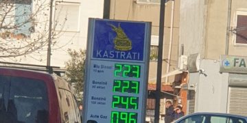 Çmimet e naftës zbresin në 223 lekë për litër