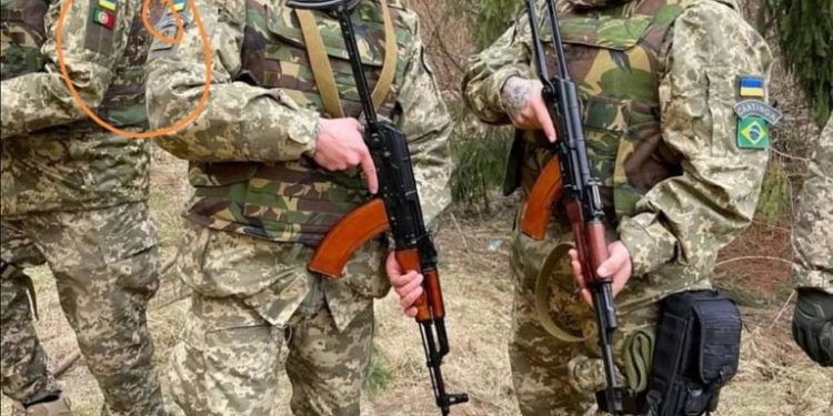 “Kievi nuk do të bjerë asnjëherë”, ish-marinsi: Ukrainasit, njësoj si talebanët e droguar