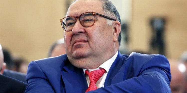 Lëvizja e zgjuar që “shpëtoi” pasurinë prej 15 miliardë paund: Si ish-aksioneri rus i Arsenal i’u shmang sanksioneve të Perëndimit duke përdorur familjen e tij?!