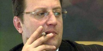 “Mua do më copëtonin”! Gjergj Leka zbulon çfarë i ka thënë Sokol Olldashi: Unë shisja drogë në Itali, kisha çuar armë