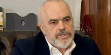 Edi Rama: Kush më thotë mua hajdut, është vetë një hajdut impotent. Shqipëria nuk prodhon dot as naftë dhe as energji elektrike